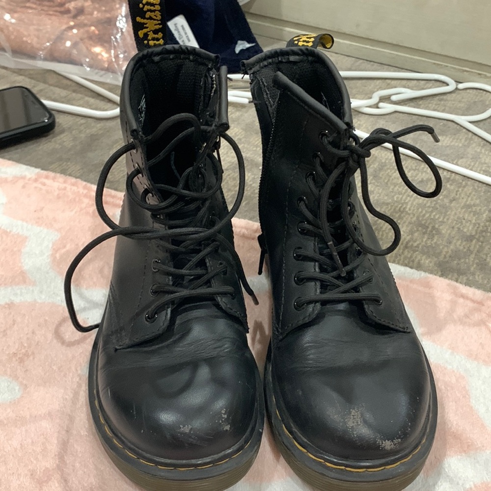 Girls doc martens solid black